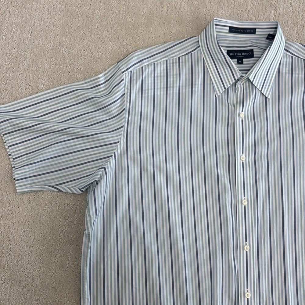 Austin Reed Men’s XL Short Sleeve Button Down 100% Cotton  Blue Striped Shirt‎ - Picture 2 of 12